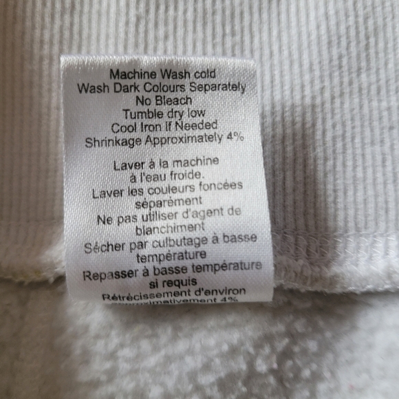 Aritzia TNA geometric print hoodie size medium - Picture 14 of 14